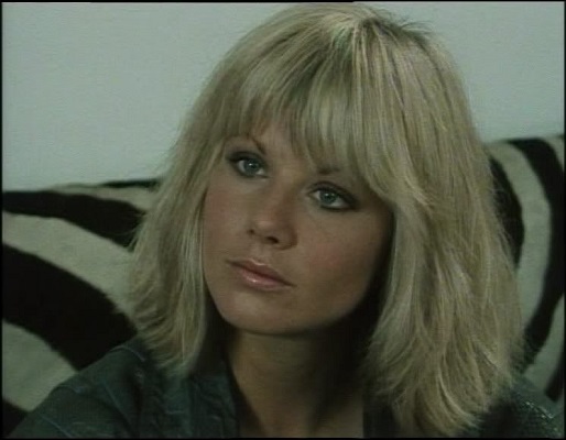 Glynis Barber