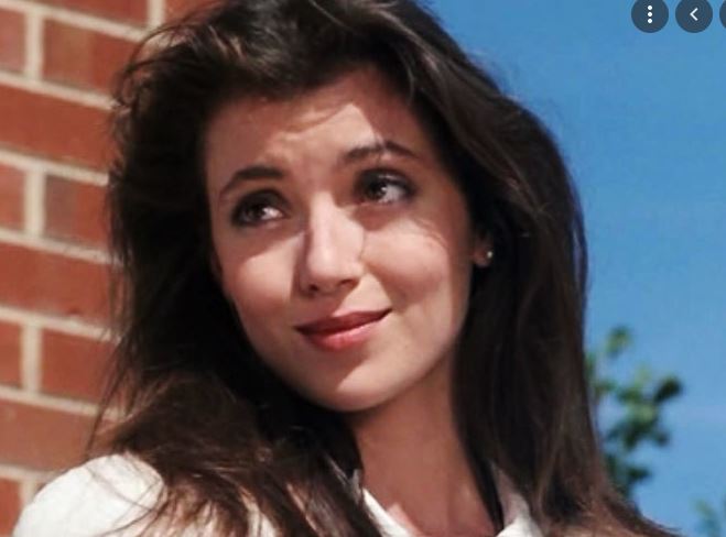 Mia Sara